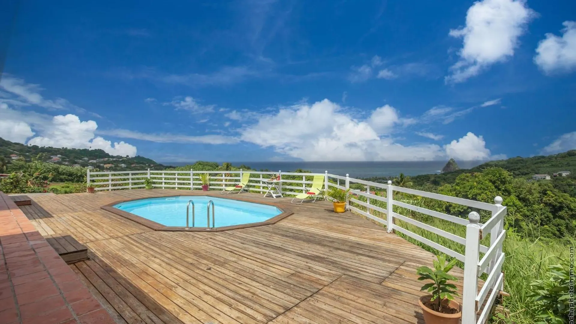 Vakantiehuis 2 Bungalows Avec Piscine Sainte-Marie